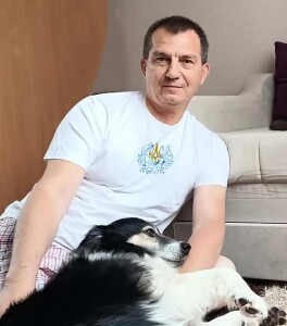 Петро ЛИСЕНКО і його вірний Малиш. (Фото з сімейного архіву)